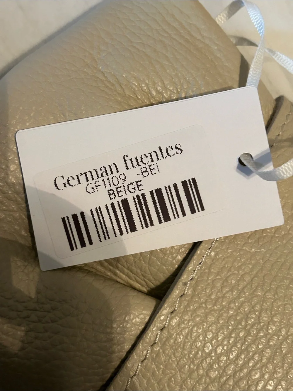 GERMAN FUENTES women's bow‎ clutch bag in Beige NWT